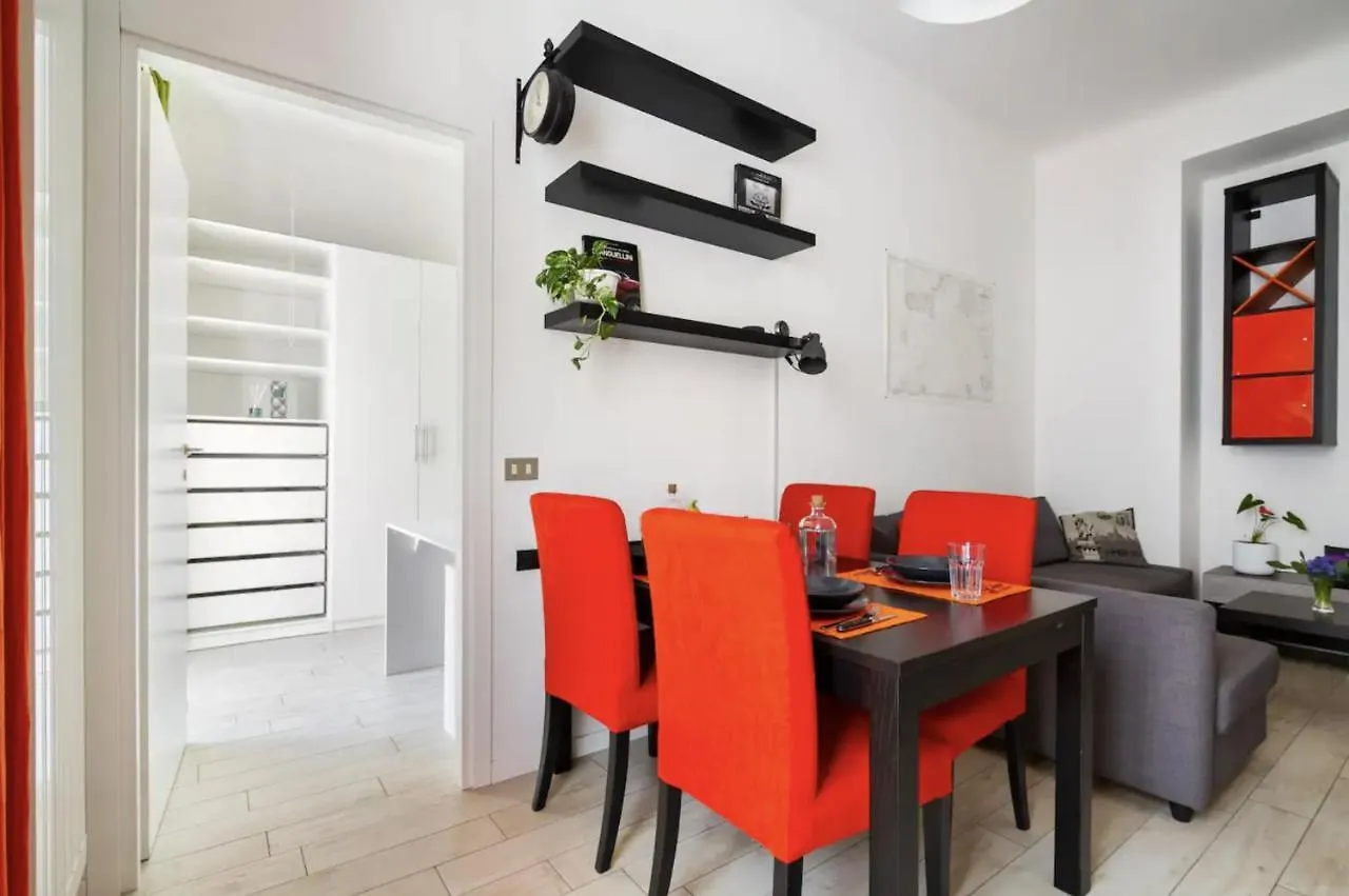 アパート Modern Apartment, Centro Piola ミラノ