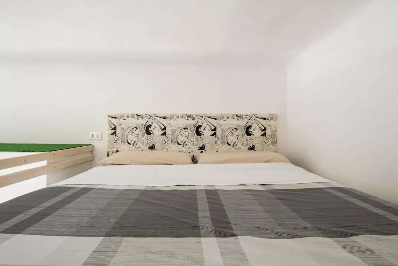Modern Apartment, Centro Piola Milan